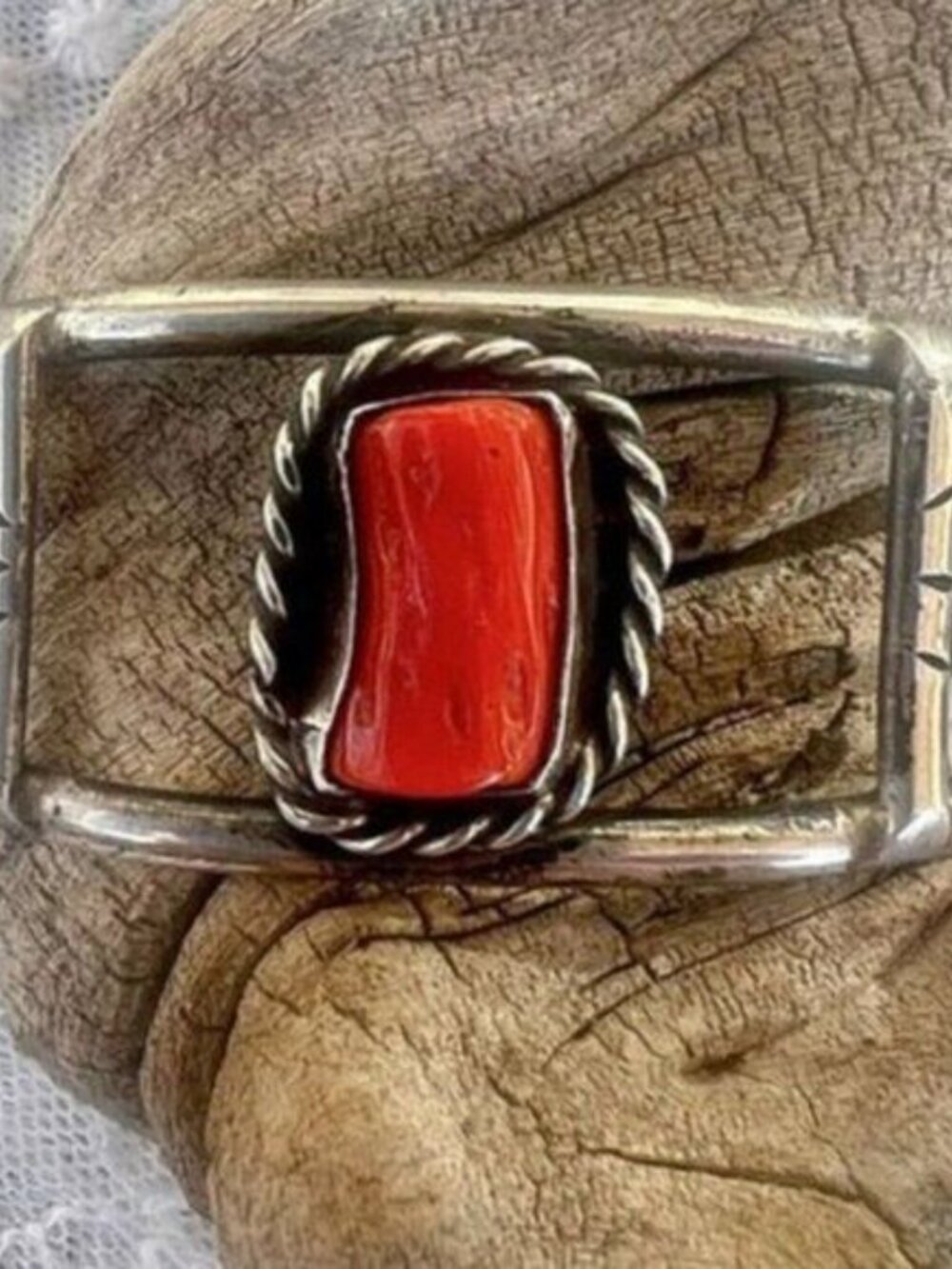 Vintage 60's/70's Handmade Red Coral Native Cuff - Picture 9 of 9